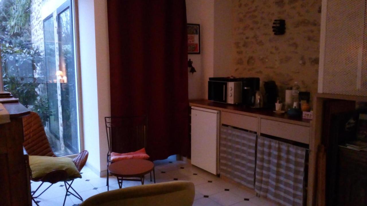 Bed and Breakfast Le Nid D'Hirondelles Perthes-en-Gatinais Экстерьер фото